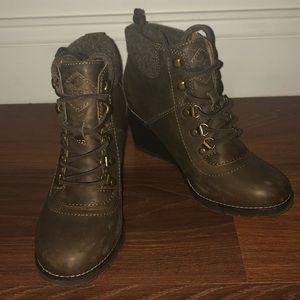 Sperry brown ankle boot